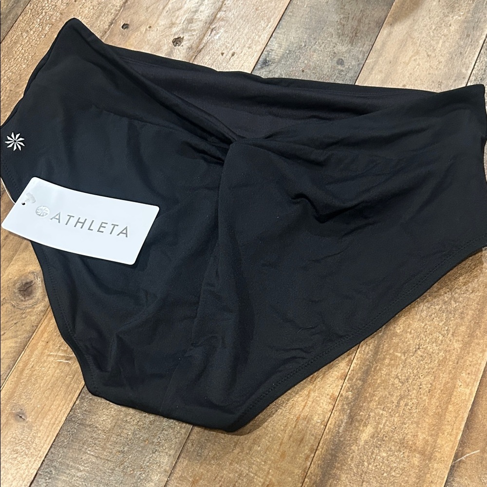 Athleta Women's Black High-Waist Swim Shorts